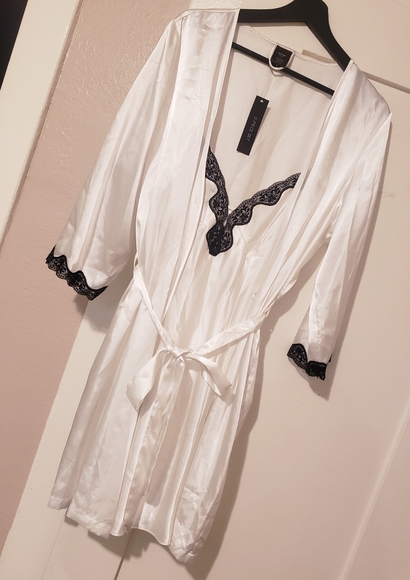 NEW 2 piece robe set - Picture 1 of 3